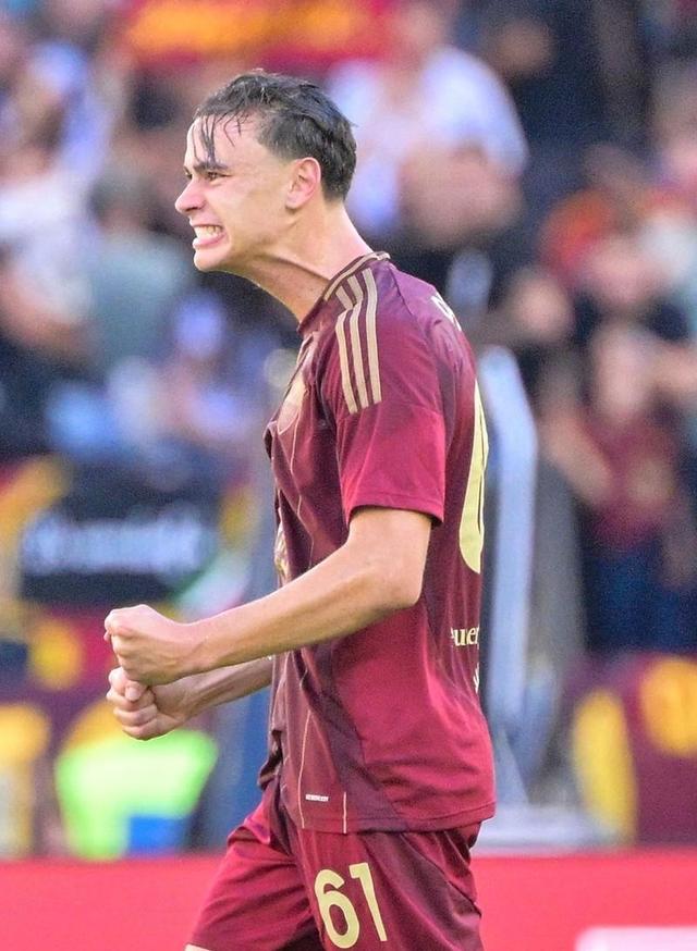 开云体育app-罗马队客场不敌那不勒斯，遭遇失利