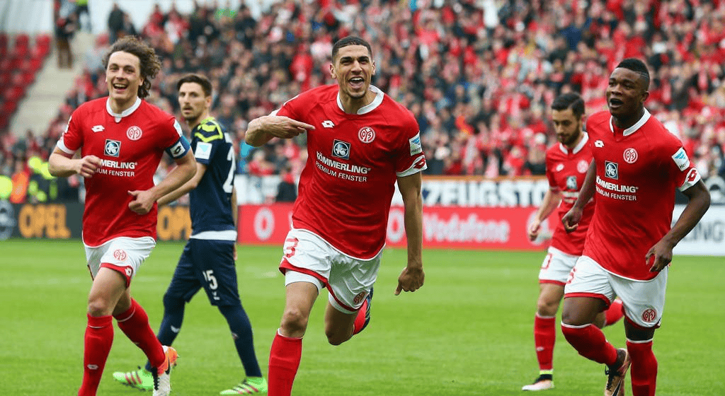 开云体育网页版登录入口-弗赖堡客场负于多特蒙德，遗憾无缘胜利的简单介绍