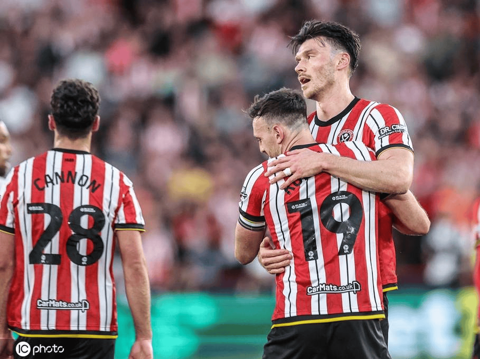 开云体育在线登录-谢菲联备战战术合练，为下轮比赛调整的简单介绍