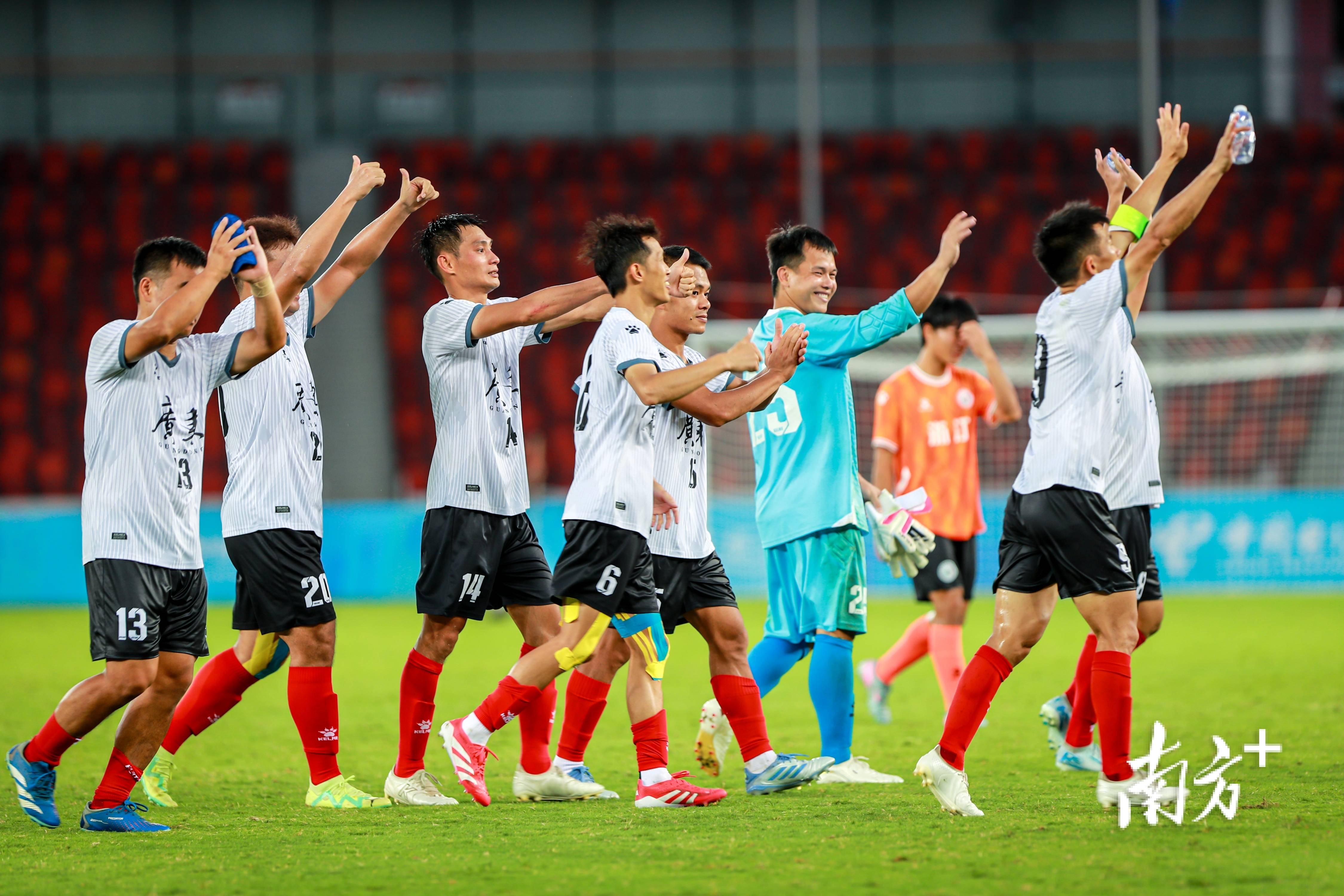 开云体育网站-关于国内足坛大事记：豪门球队战术调整，整体发挥出色的信息