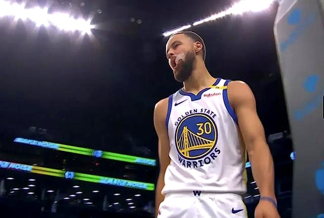 勇士逆转篮网稳居西部第一