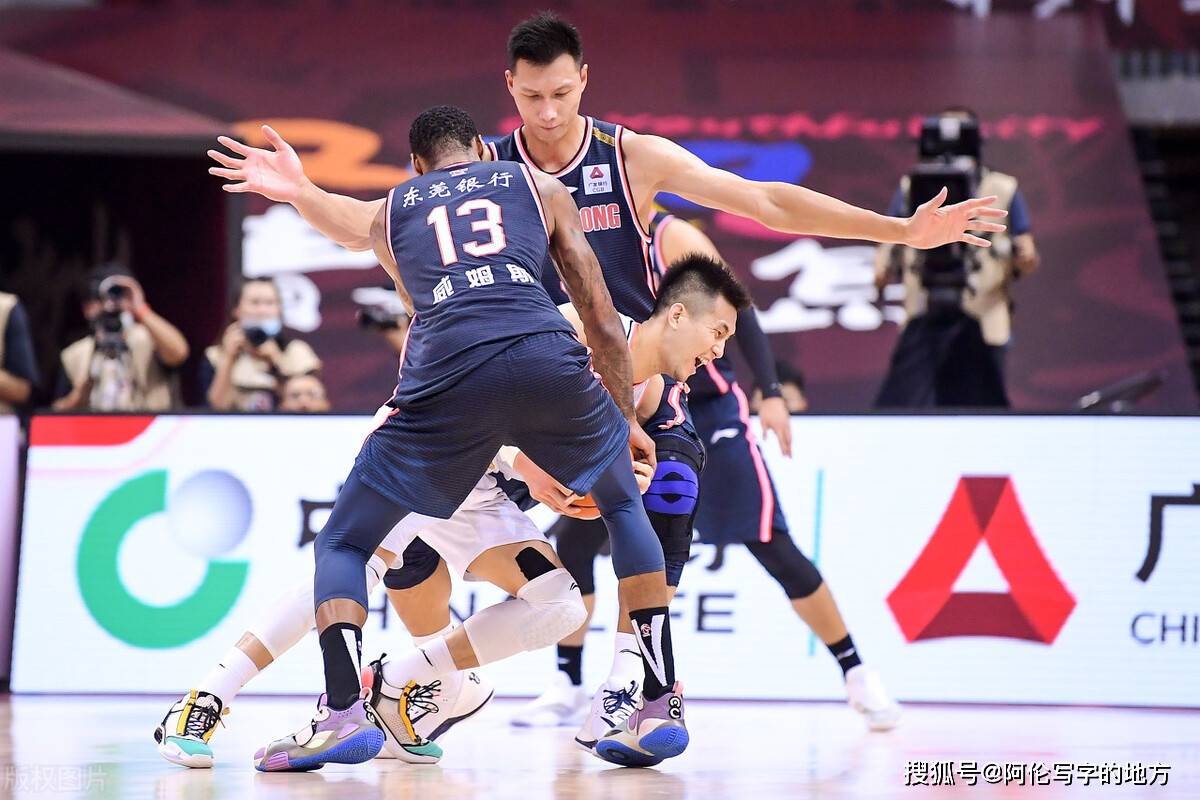 关于太阳再夺一城取胜,小牛面临绝地反击的压力的信息 关于太阳再夺一城取胜,小牛面临绝地反击的压力的信息